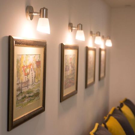 Apartamento Free.Three Belgrado Exterior foto