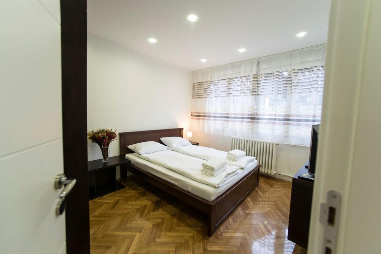 Apartamento Free.Three Belgrado Exterior foto