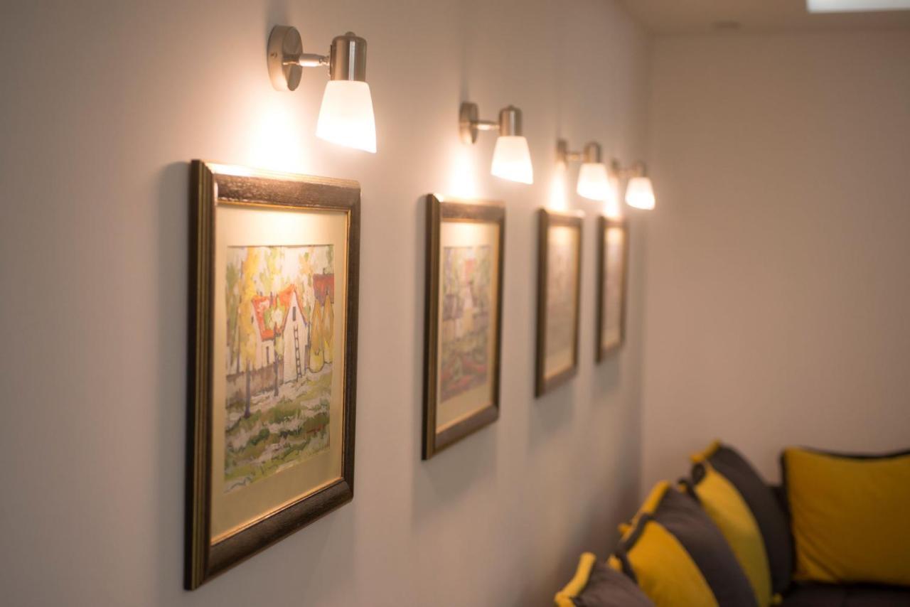 Apartamento Free.Three Belgrado Exterior foto
